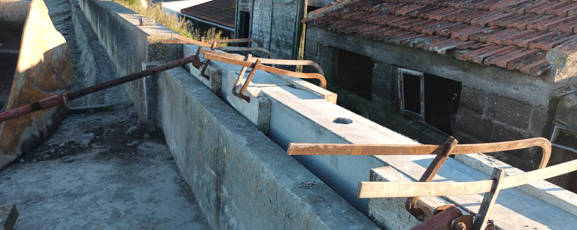 Travaux de consolidation et de rehaussement - Port du bonhomme 