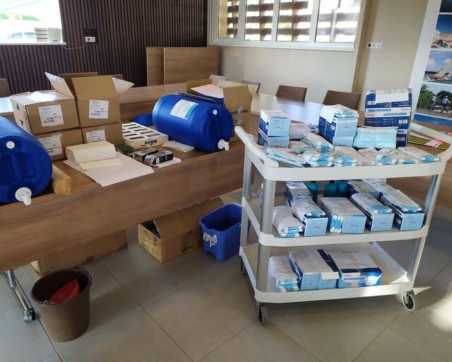 Distribution de masques et gels